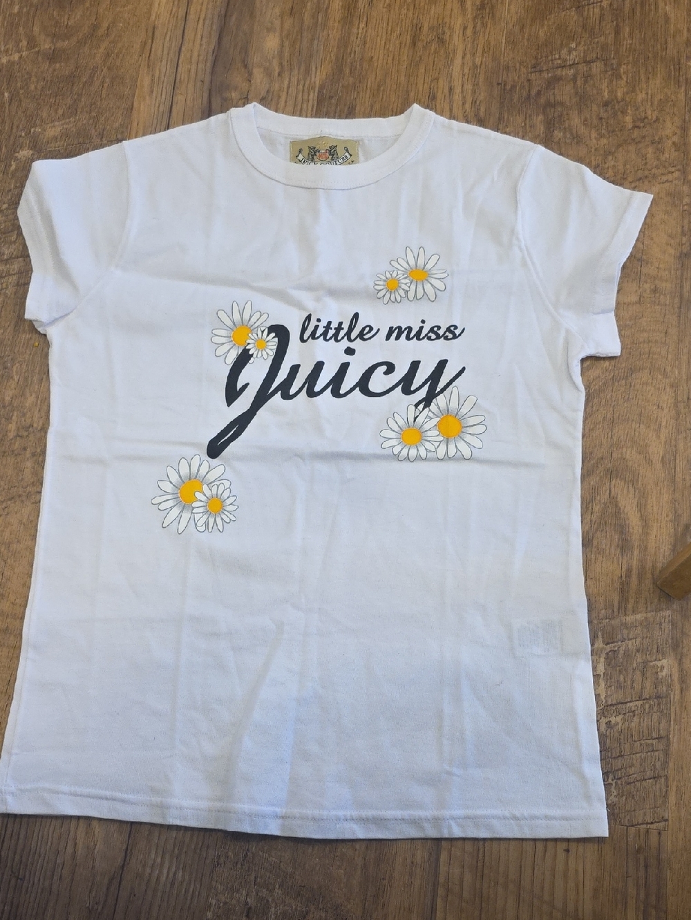Juicy Couture Y2K White 'Little Miss Juicy' Daisy Graphic Tee